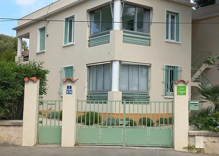 Les Loggias Apartment *